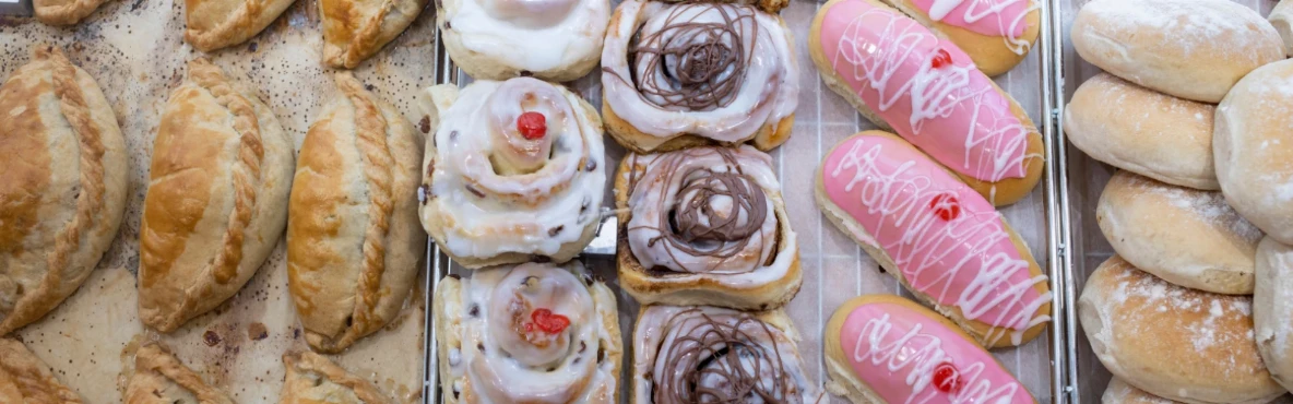 Sweet Treats and Dessert Shops Along Umm Al Qura Street